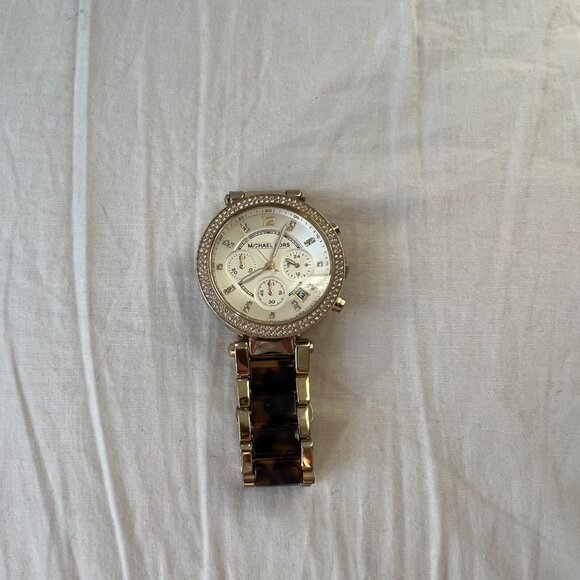 Michael Kors Parker Gold Tortoise Watch for Women (MK5688) - Picture 7 of 7